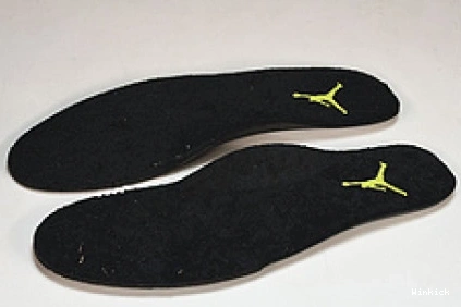 PUNCH 4 JORDAN RETRO AQ9128-600 WMNS AIR BLACK-VOLT' 'HOT NRG 0801